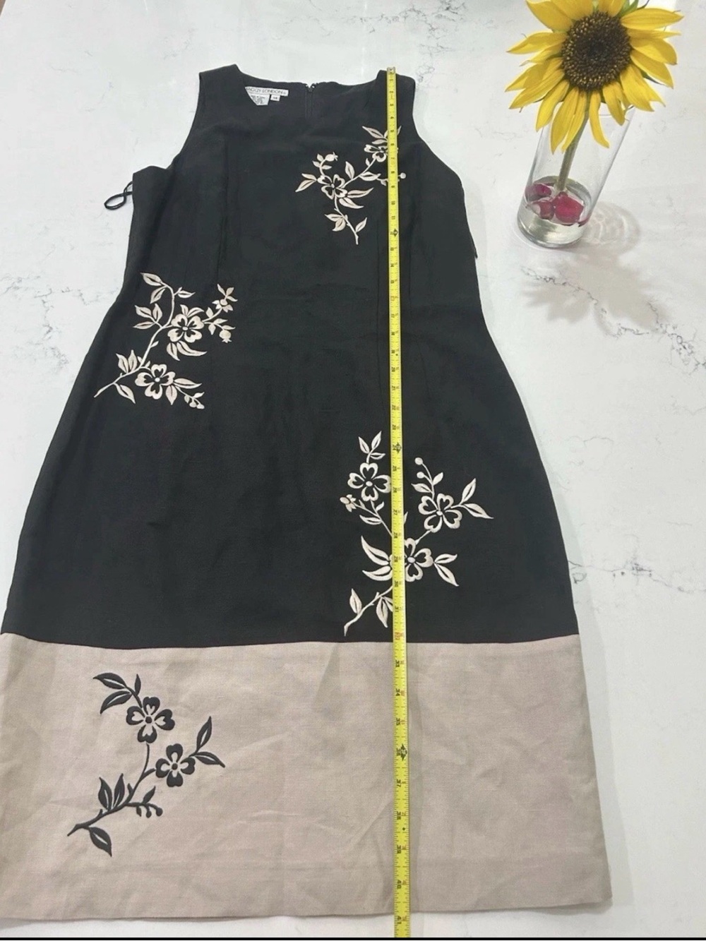Maggy London Floral Embroidered Colorblock Sheath Dress Size 14 - Picture 9 of 10